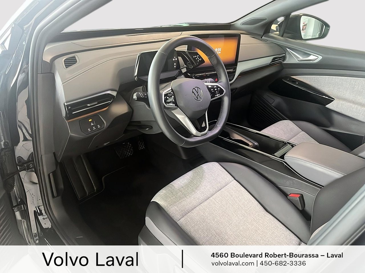 2024 Volkswagen ID.4 - Image 9