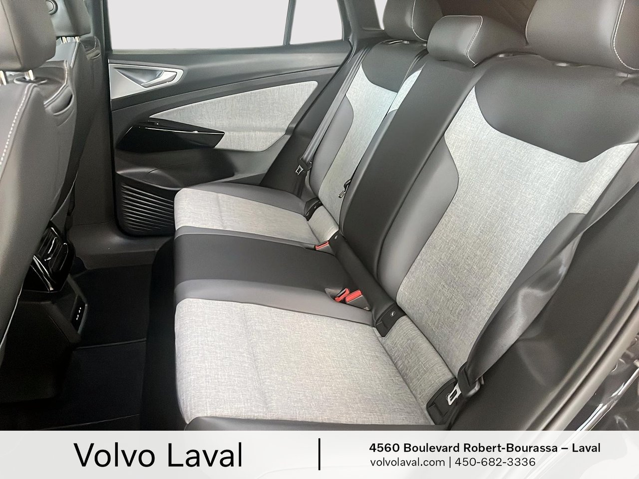 2024 Volkswagen ID.4 - Image 11