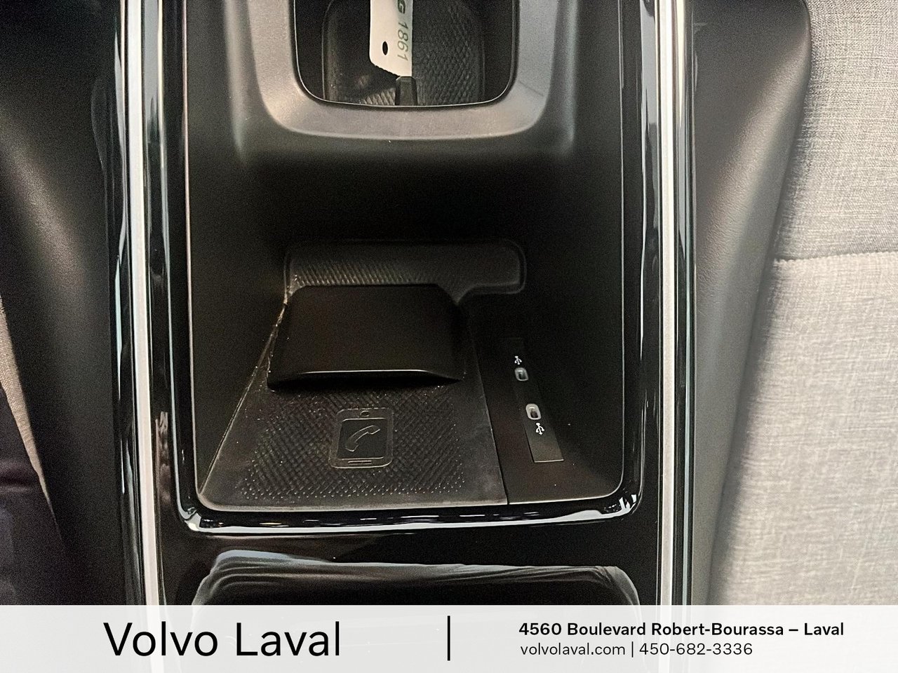 2024 Volkswagen ID.4 - Image 17