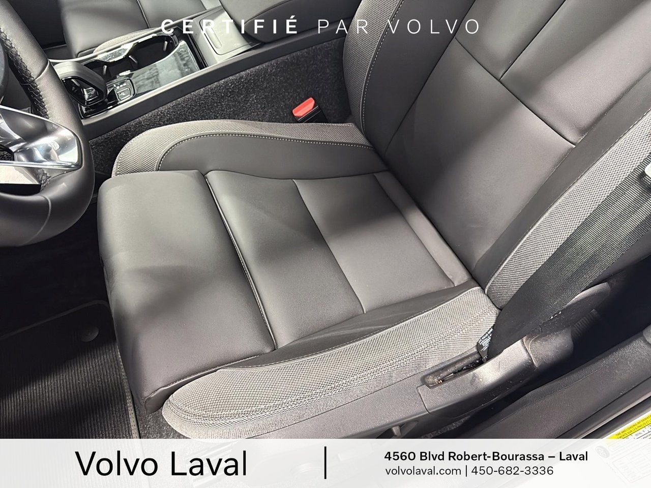 2025 Volvo EC40 - Image 7