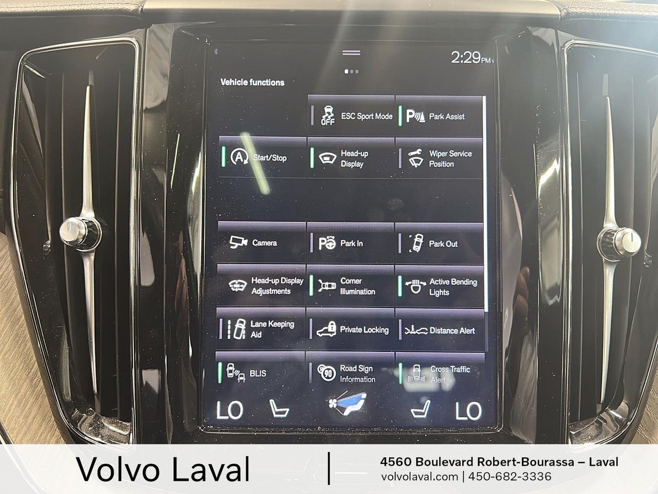 2020 Volvo XC60 - Image 14
