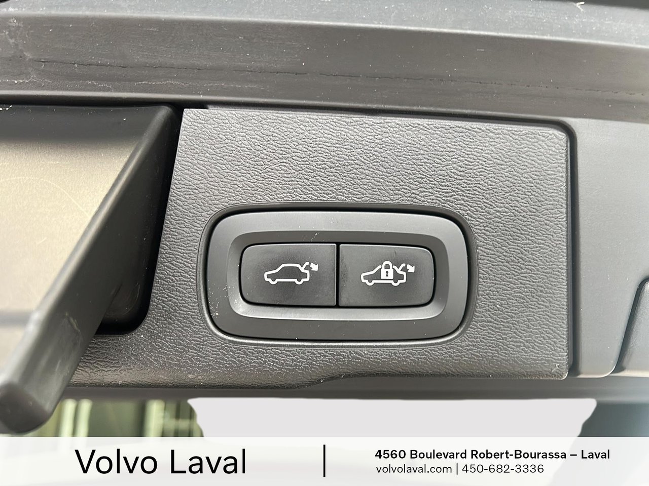 2020 Volvo XC60 - Image 22
