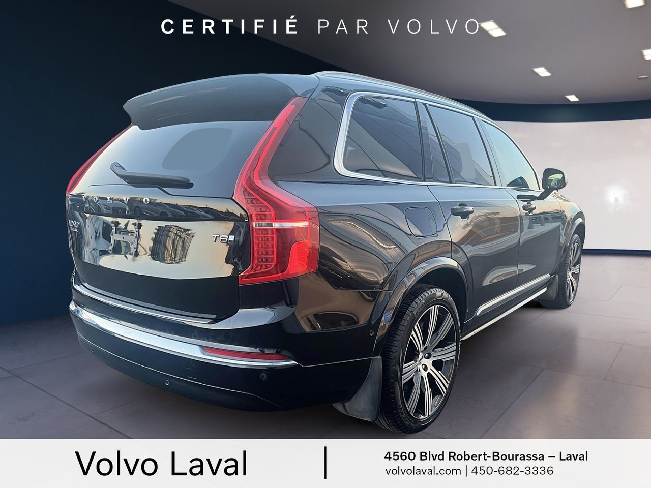 2025 Volvo XC90 Plug-In Hybrid - Image 8