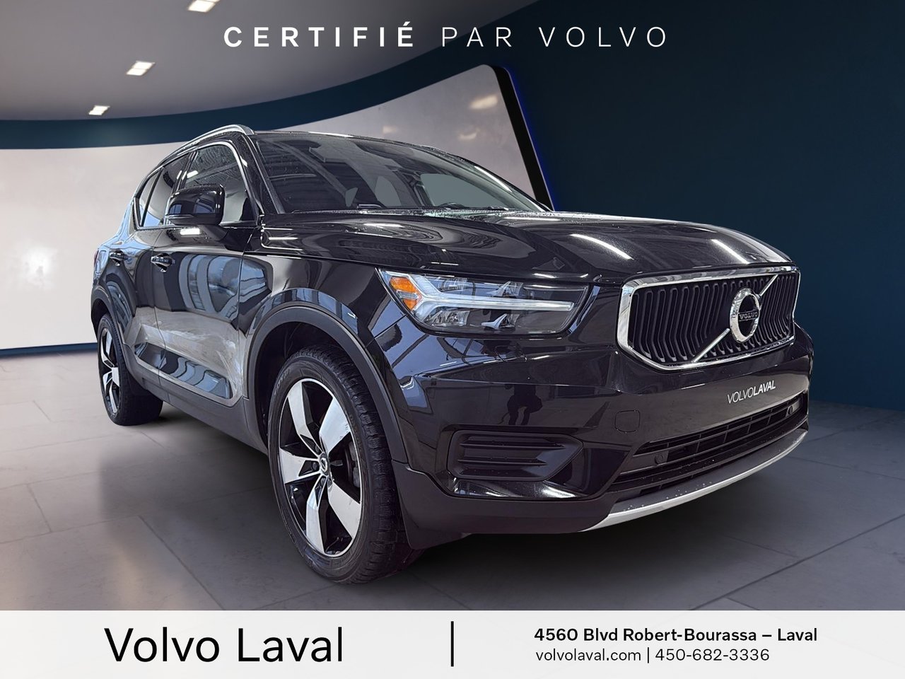 2022 Volvo XC40 - Image 3