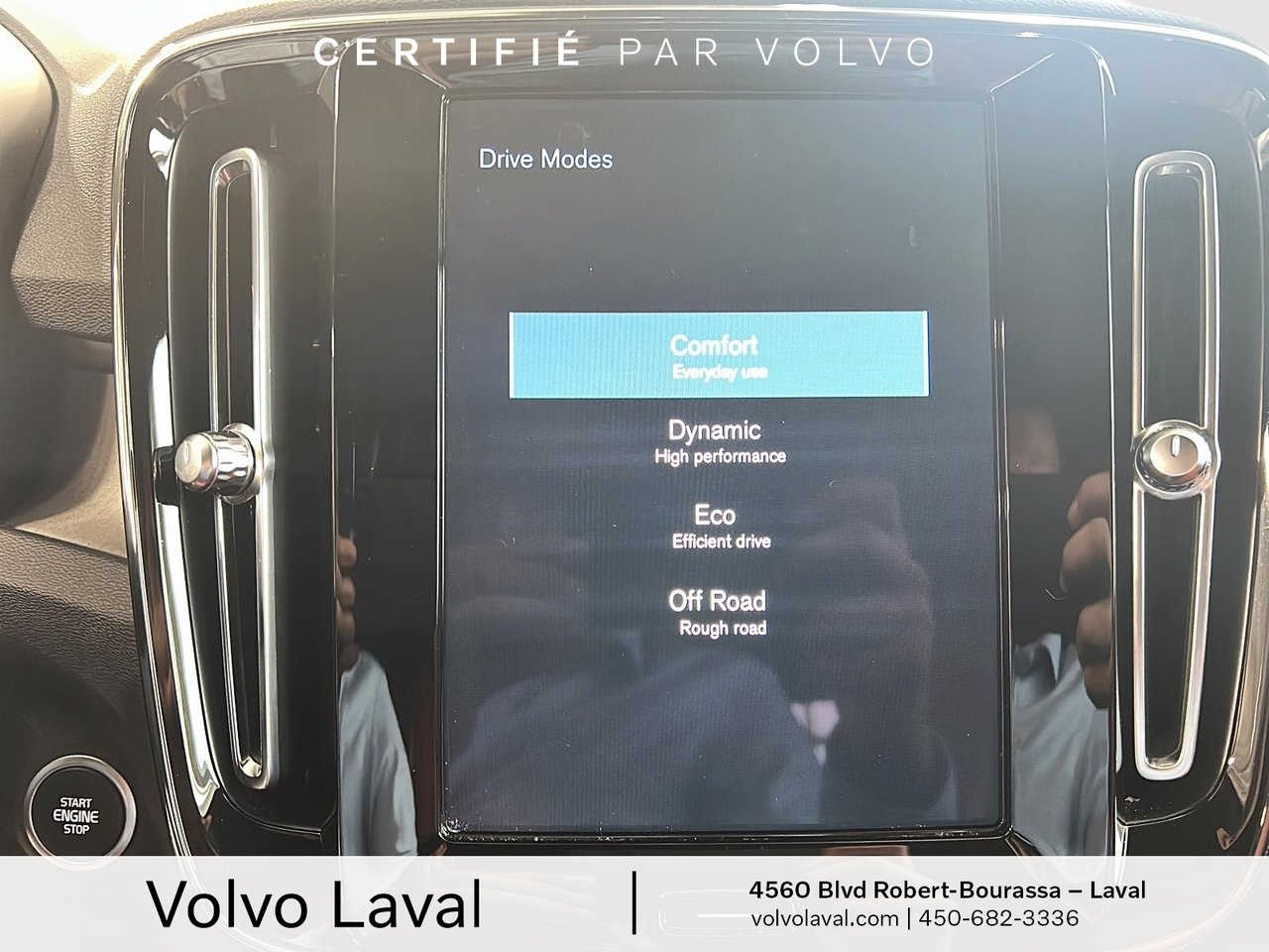 2021 Volvo XC40 - Image 14