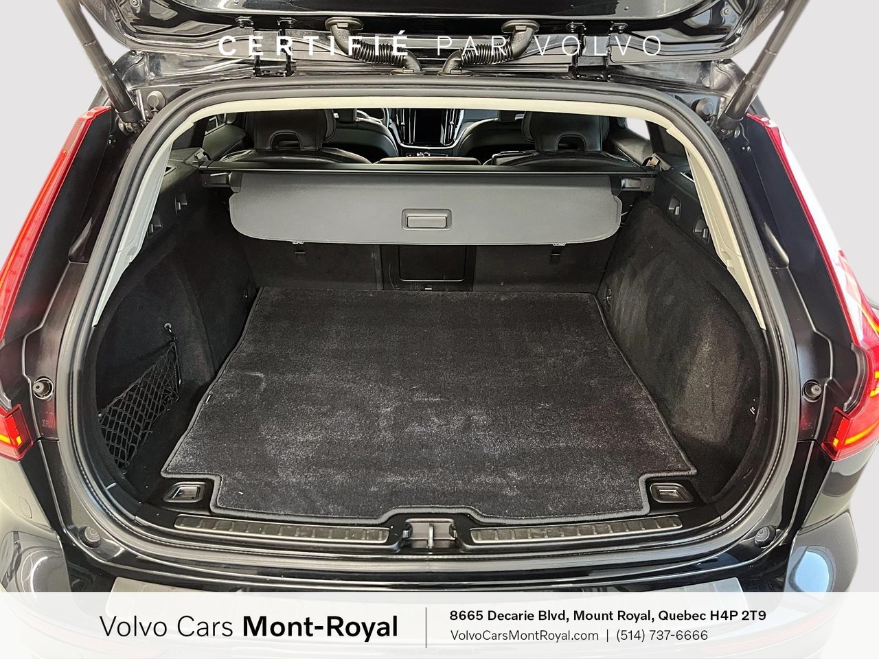 2021 Volvo V60 Cross Country - Image 5