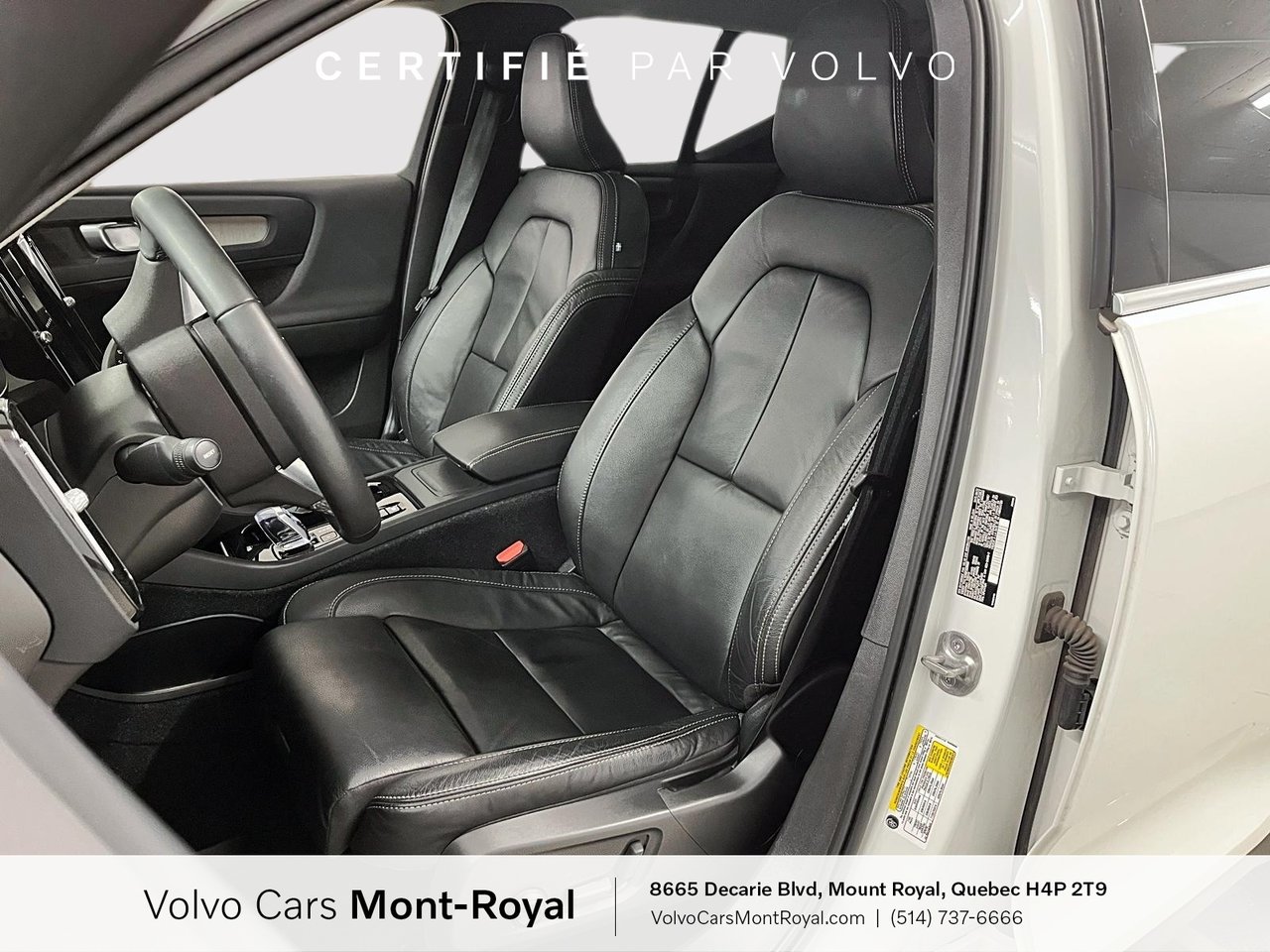 2023 Volvo XC40 - Image 7