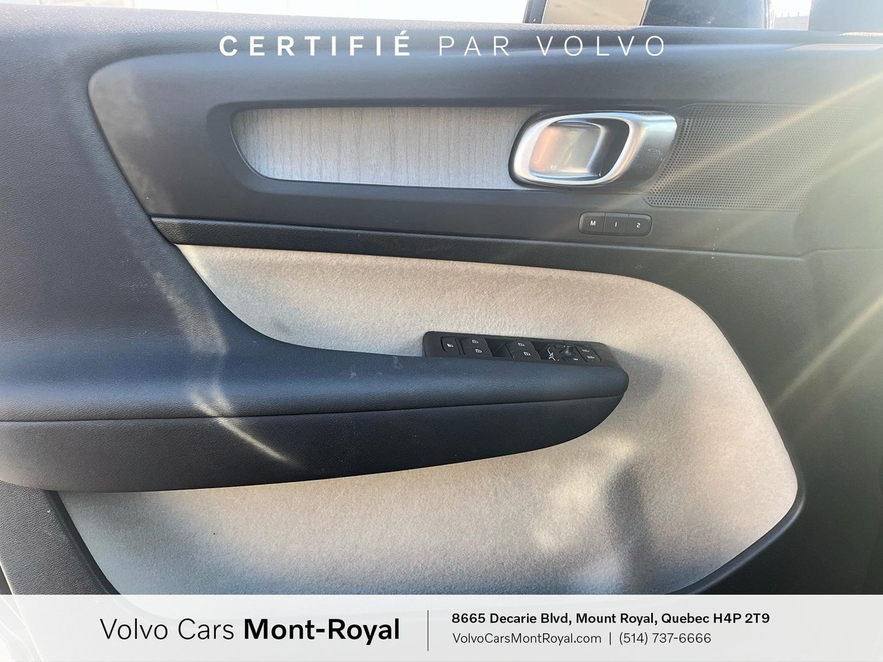 2025 Volvo XC40 - Image 9