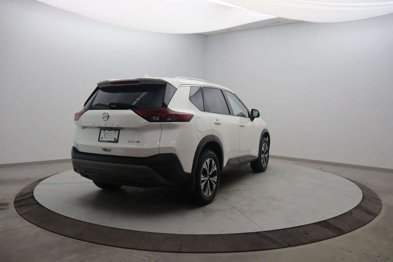 2021 Nissan Rogue - Image 4