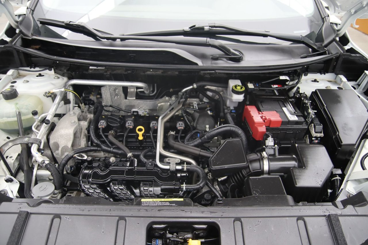 2021 Nissan Rogue - Image 17