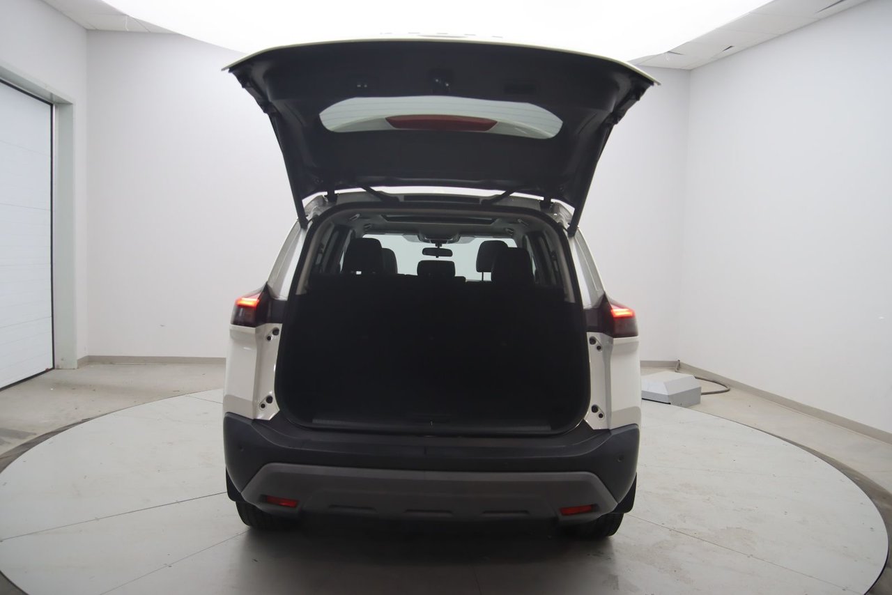 2021 Nissan Rogue - Image 18