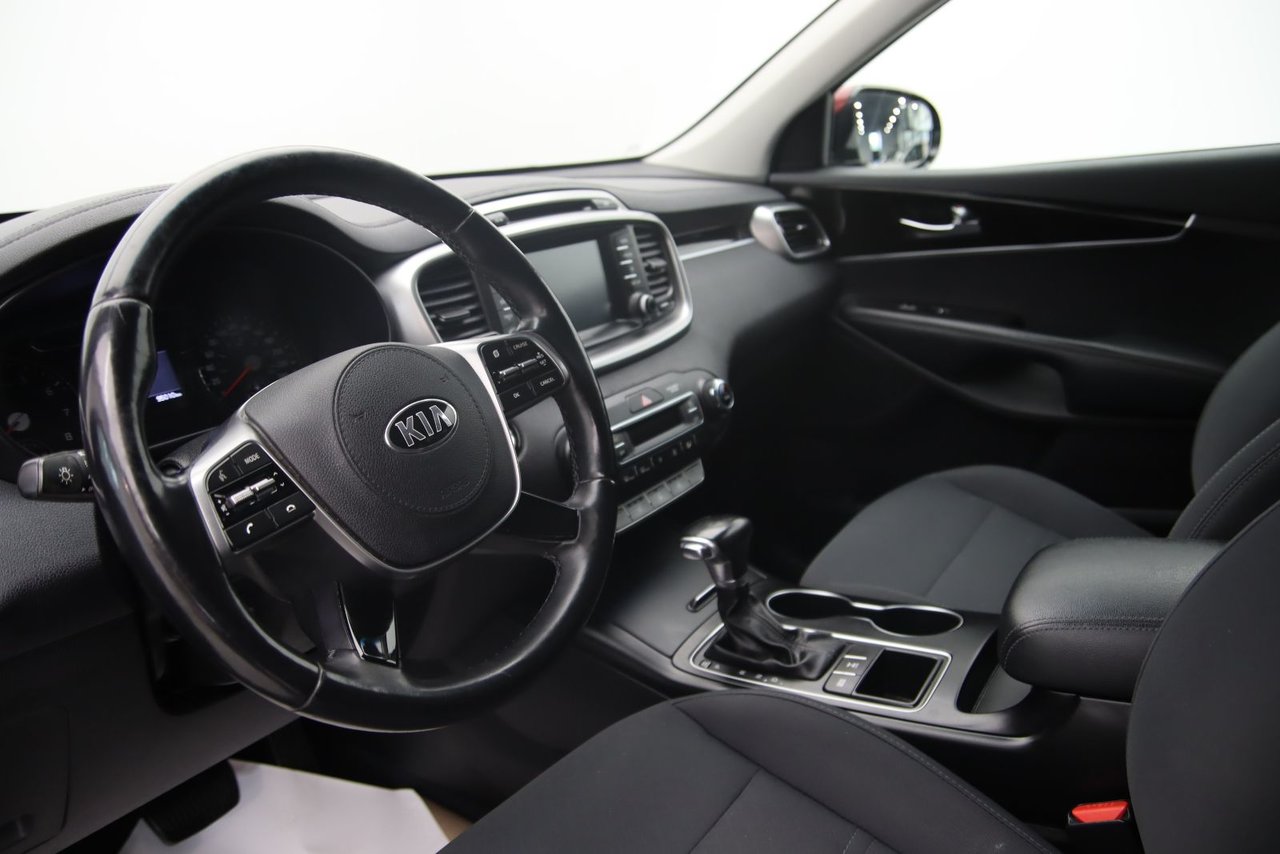 2019 Kia Sorento - Image 6