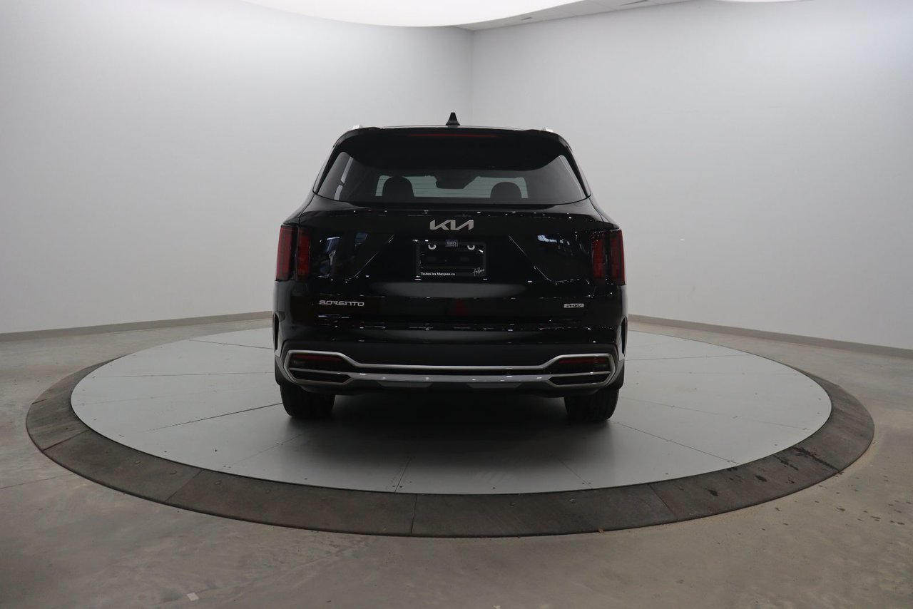 2023 Kia Sorento Plug-In Hybrid - Image 5