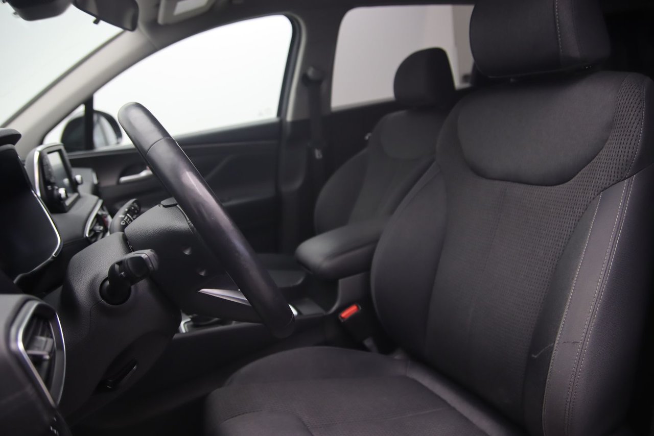 2019 Hyundai Santa Fe - Image 7