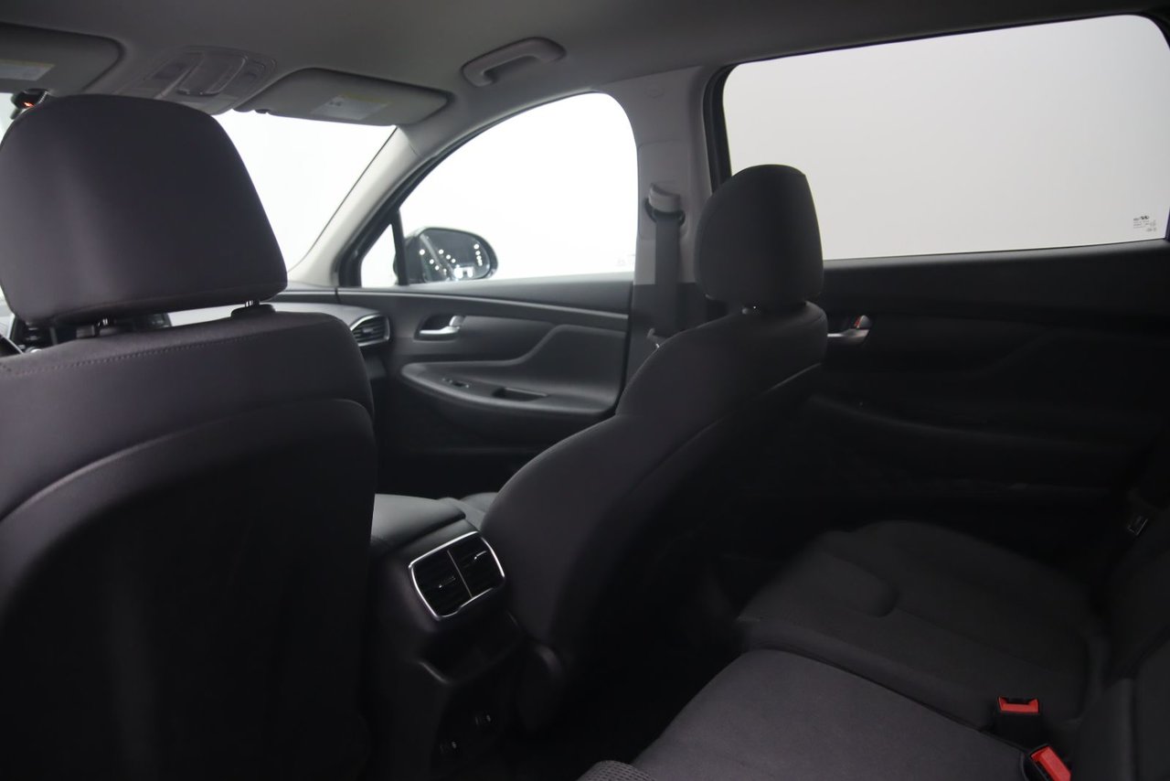 2019 Hyundai Santa Fe - Image 8