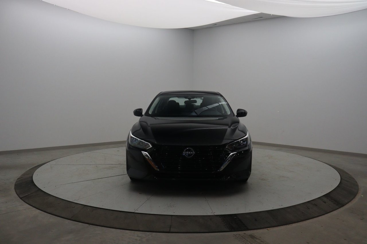 2024 Nissan Sentra - Image 2