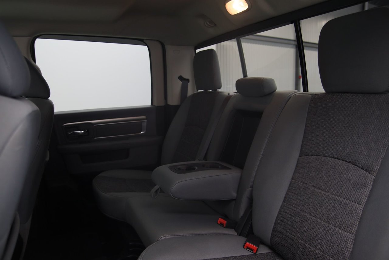 2018 Ram 1500 - Image 9