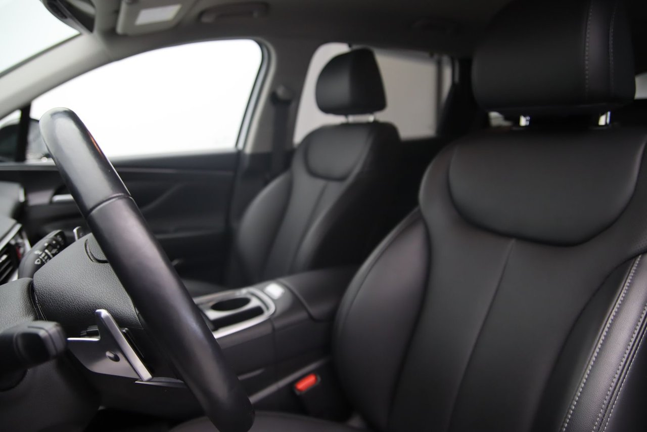 2023 Hyundai Santa Fe - Image 7