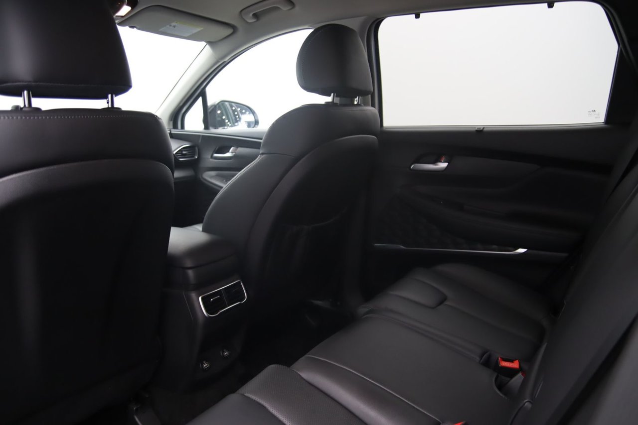 2023 Hyundai Santa Fe - Image 8