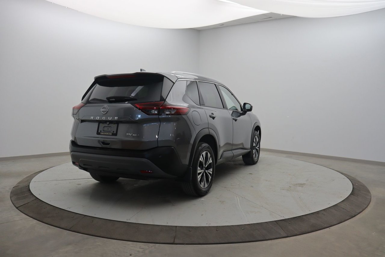 2023 Nissan Rogue - Image 4