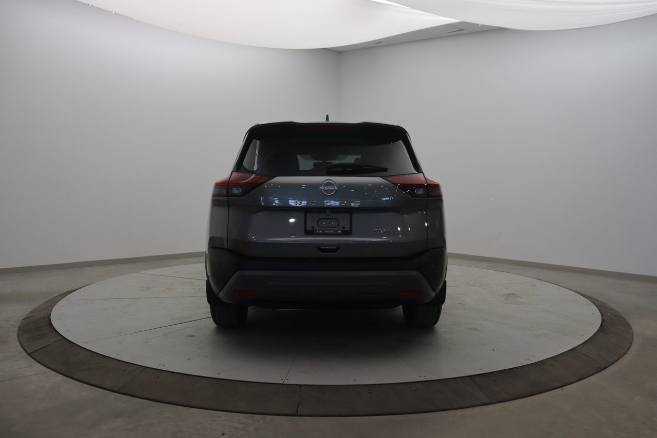 2023 Nissan Rogue - Image 5