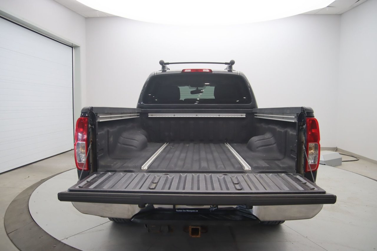 2010 Nissan Frontier - Image 18