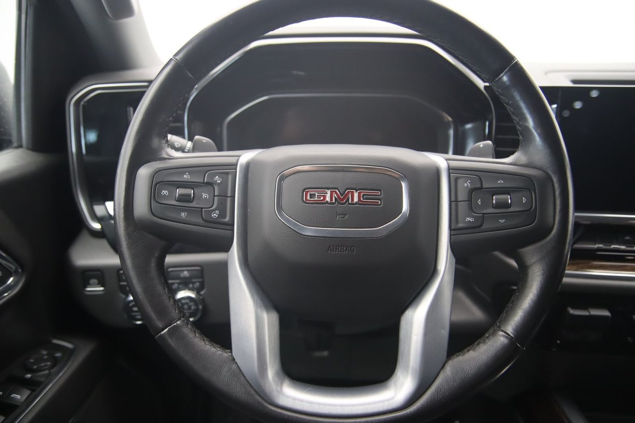 2023 GMC Sierra 1500 - Image 11