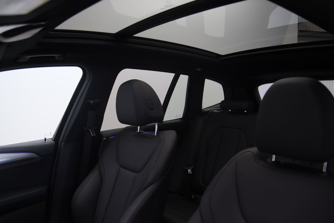 2019 BMW X3 - Image 8