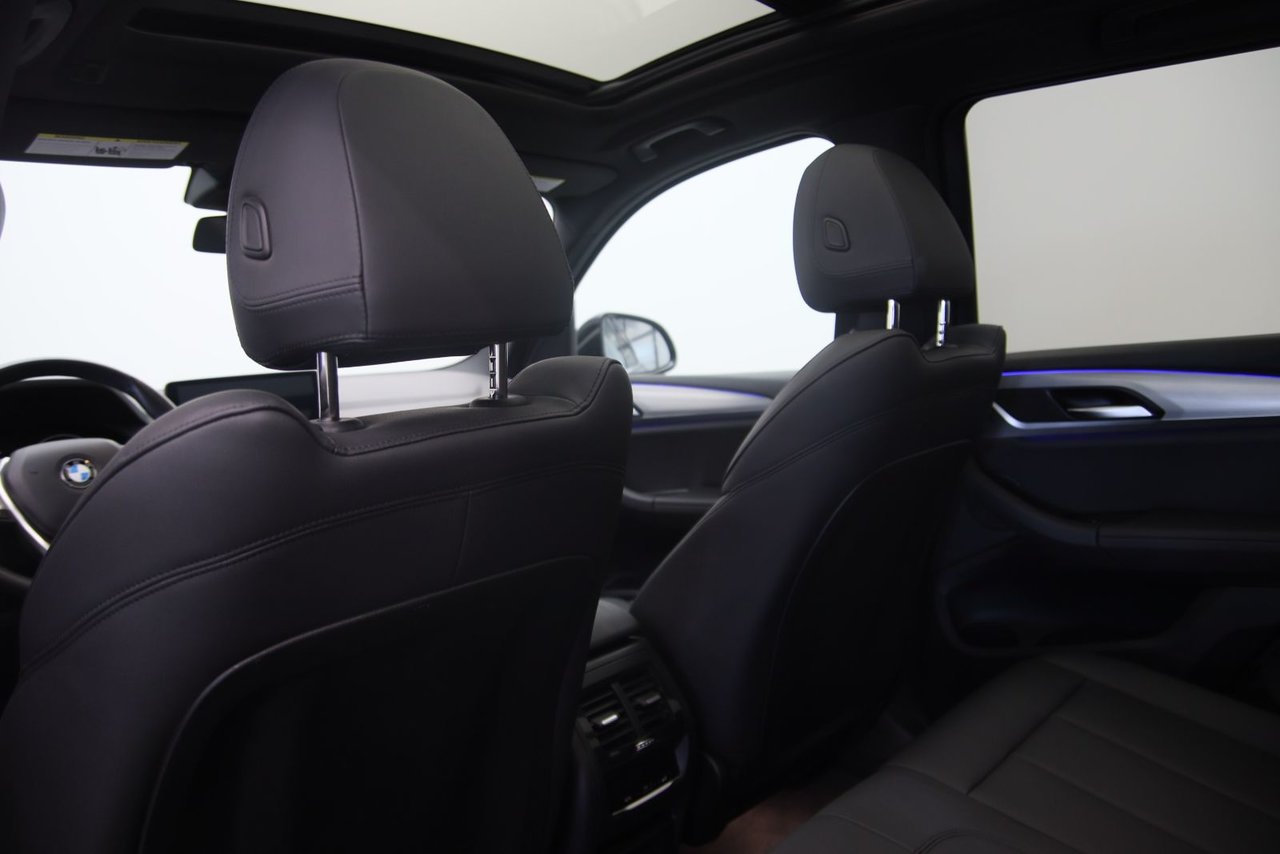 2019 BMW X3 - Image 9