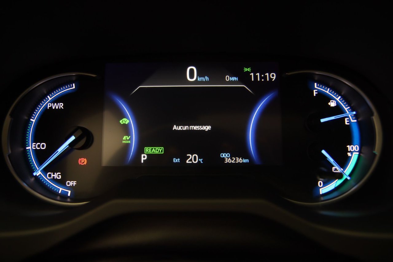 2023 Toyota RAV4 Prime - Image 13