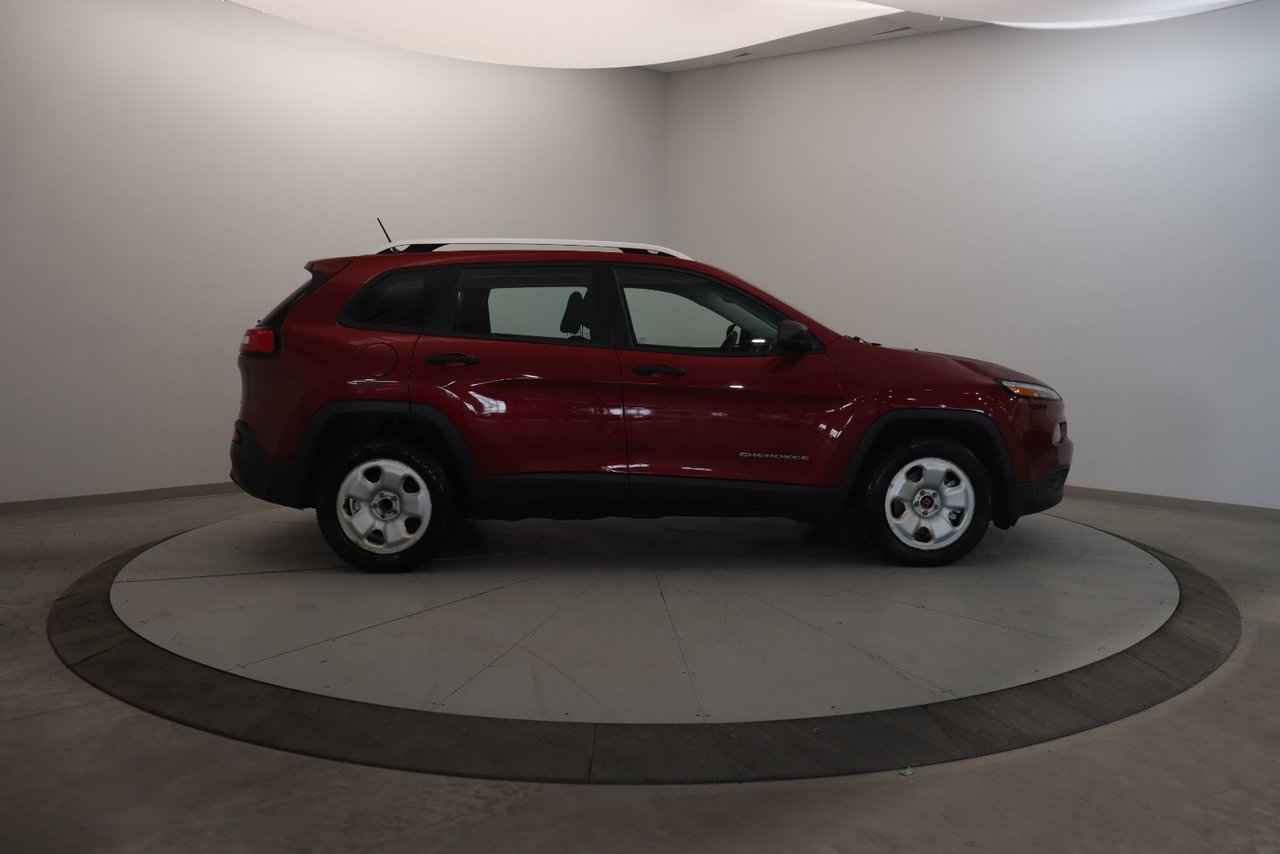 2017 Jeep Cherokee - Image 3