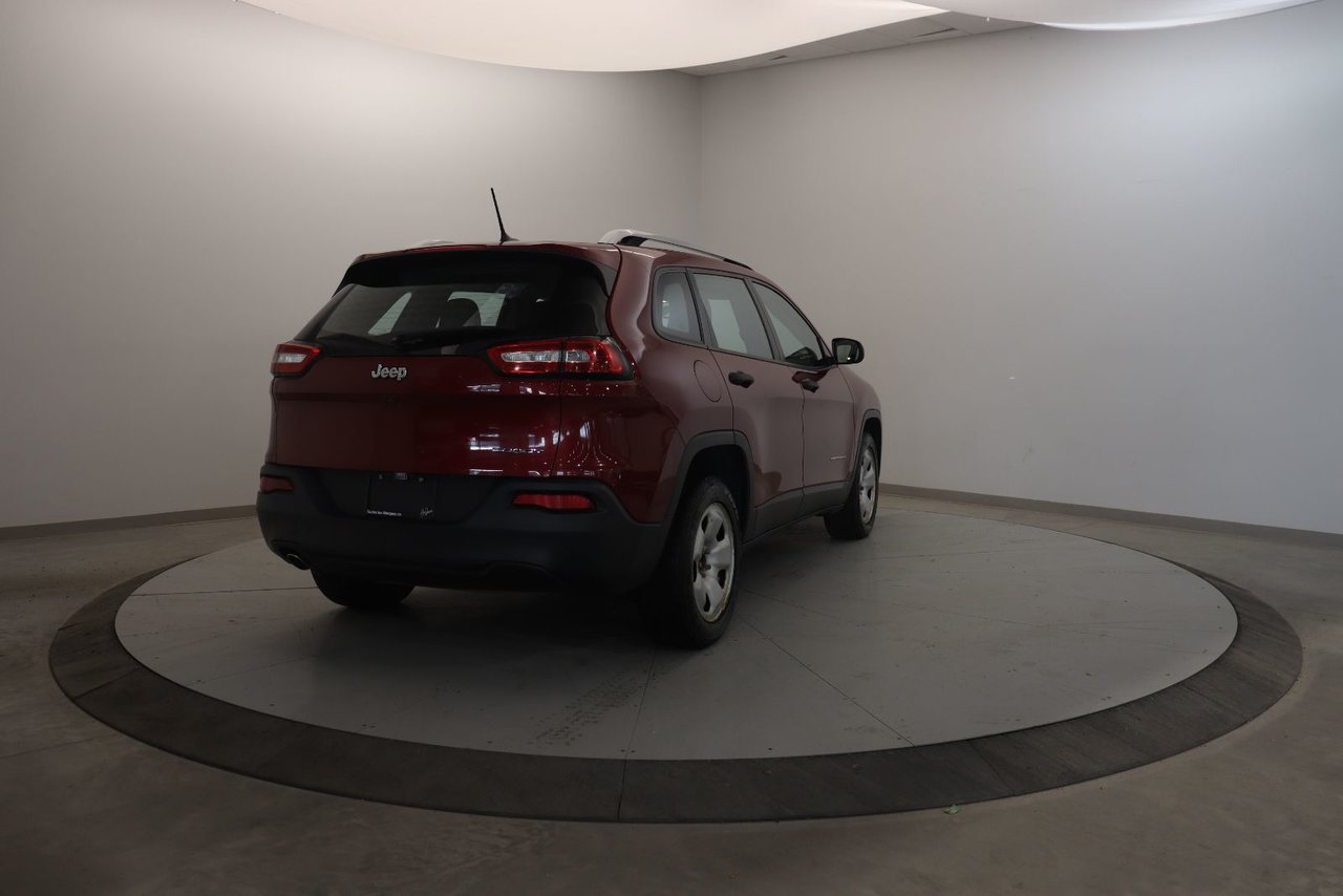 2017 Jeep Cherokee - Image 4