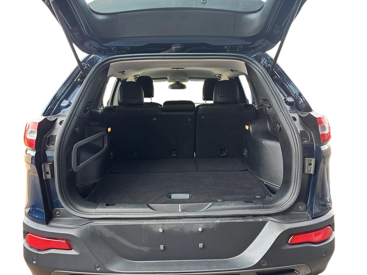 2018 Jeep Cherokee - Image 6