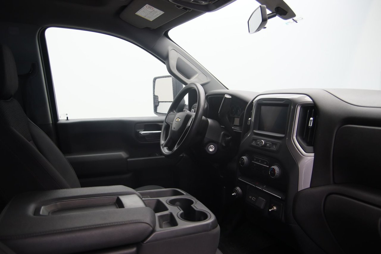 2022 Chevrolet Silverado 2500HD - Image 15