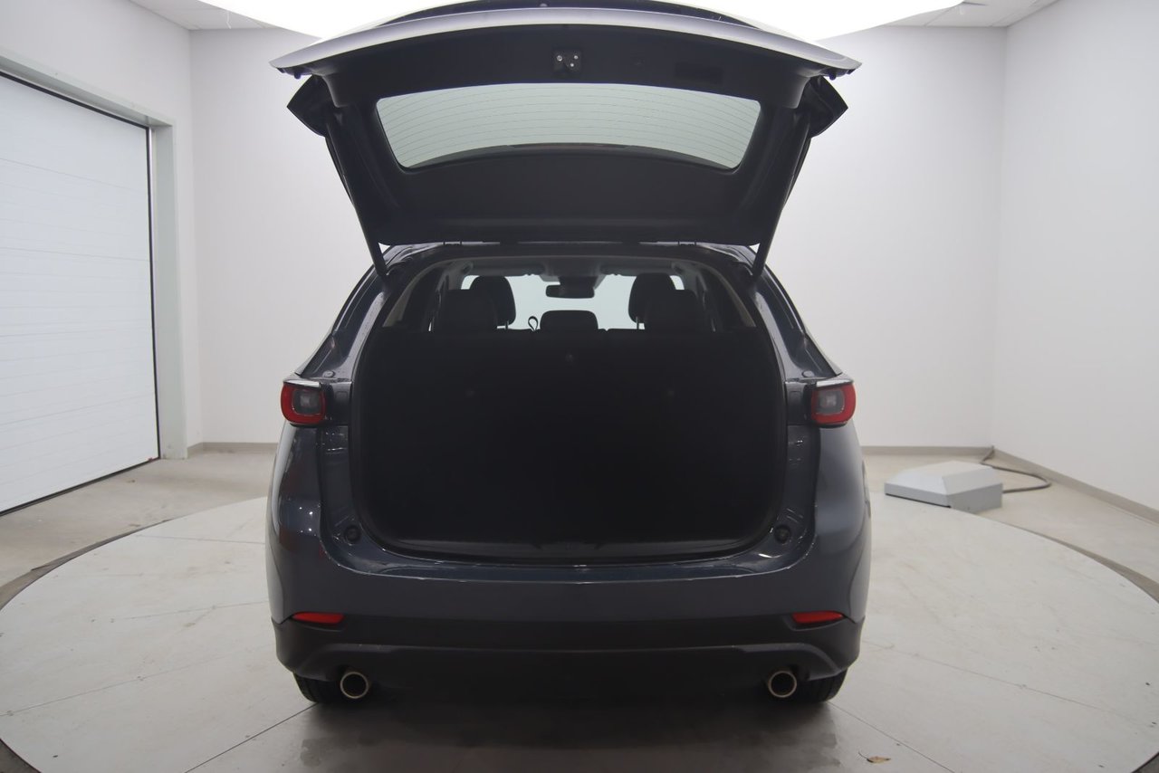 2024 Mazda CX-5 - Image 17