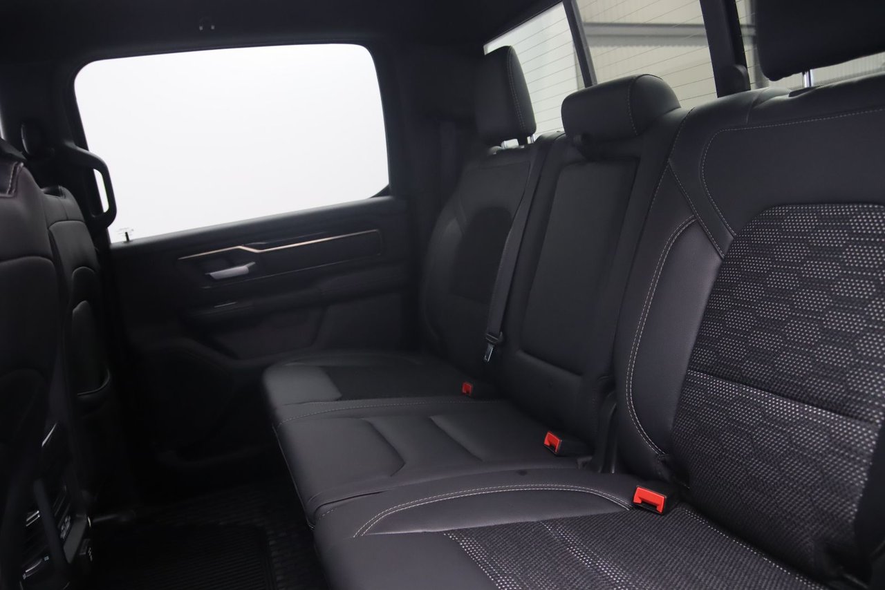 2022 Ram 1500 - Image 9