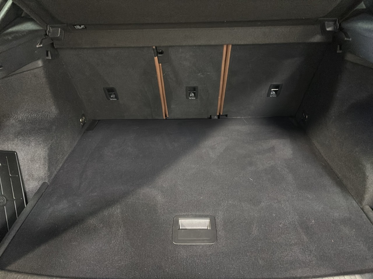 2023 Audi Q3 - Image 10