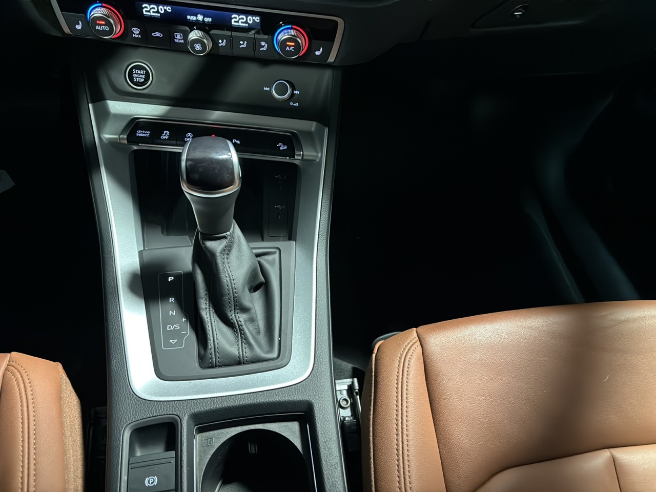 2023 Audi Q3 - Image 15