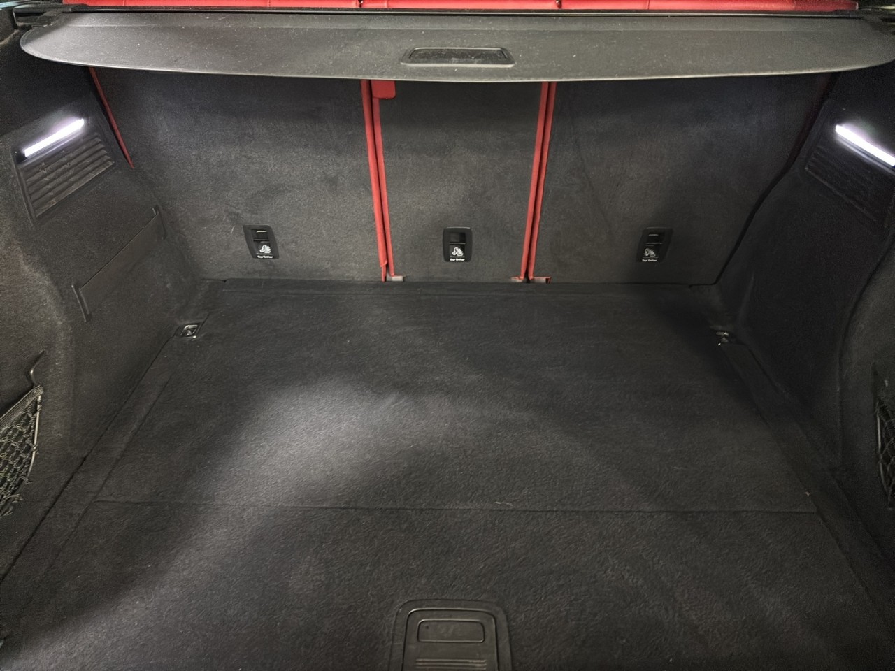 2022 Audi SQ5 Sportback - Image 10