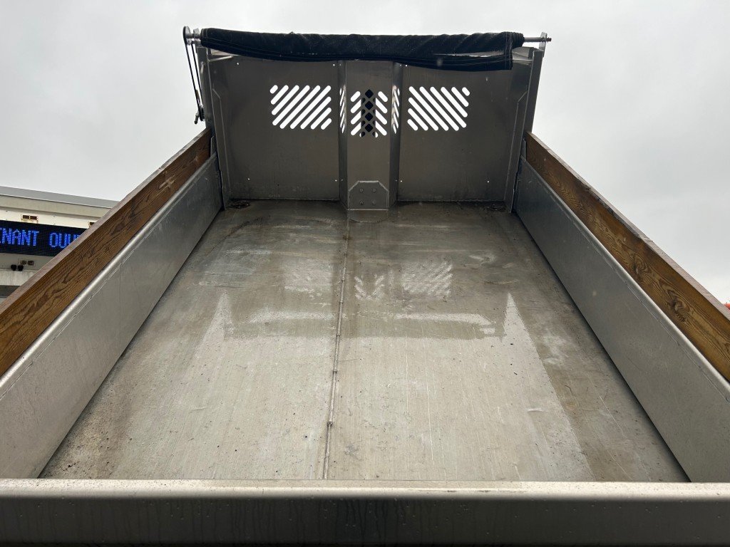 2024 Chevrolet Silverado 3500 - Image 12