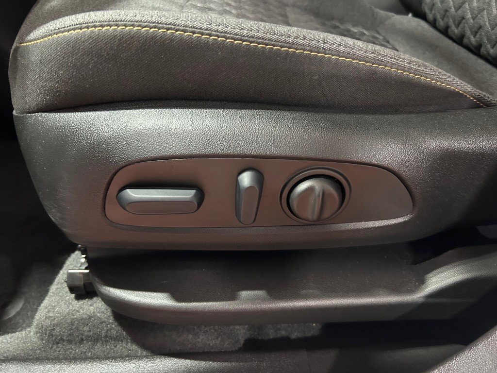 2024 Chevrolet Equinox - Image 12