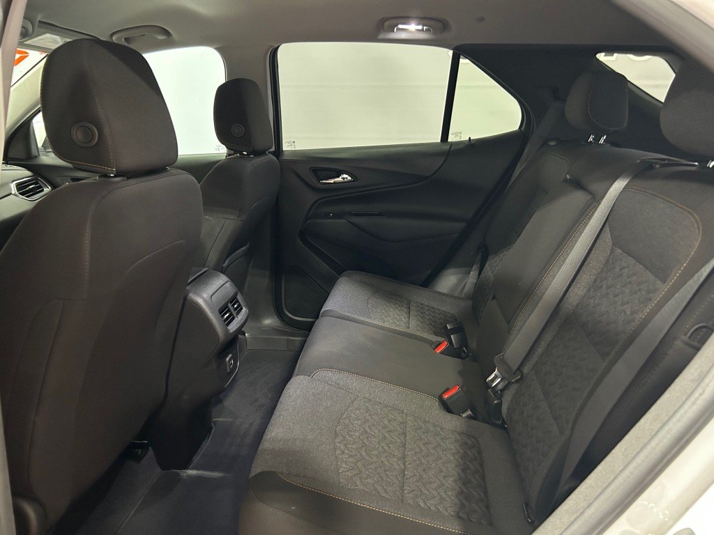 2024 Chevrolet Equinox - Image 16