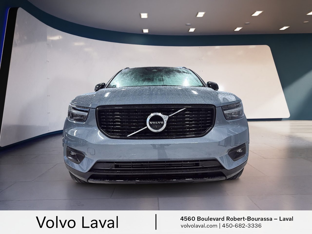2020 Volvo XC40 - Image 2