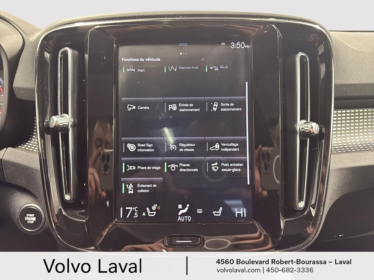 2020 Volvo XC40 - Image 17