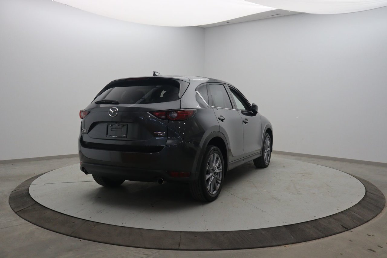 2021 Mazda CX-5 - Image 4