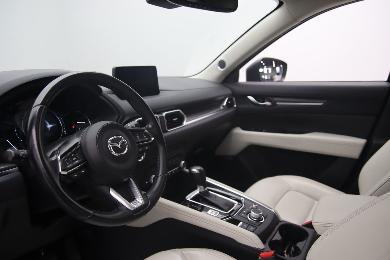 2021 Mazda CX-5 - Image 6