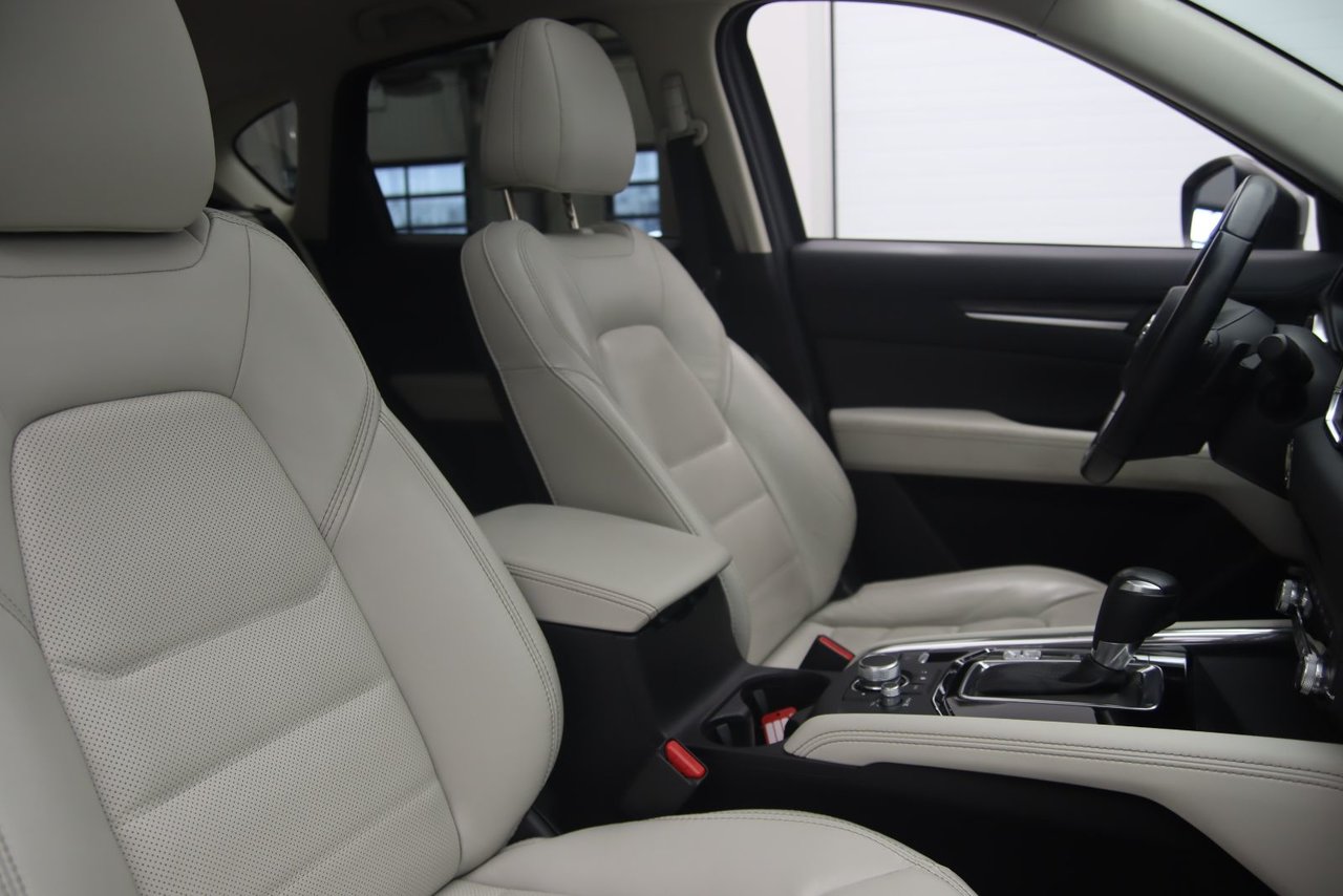 2021 Mazda CX-5 - Image 16