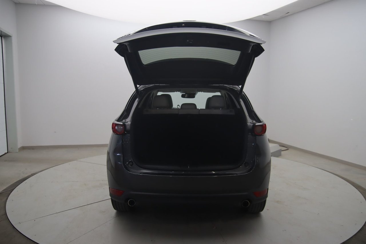 2021 Mazda CX-5 - Image 18