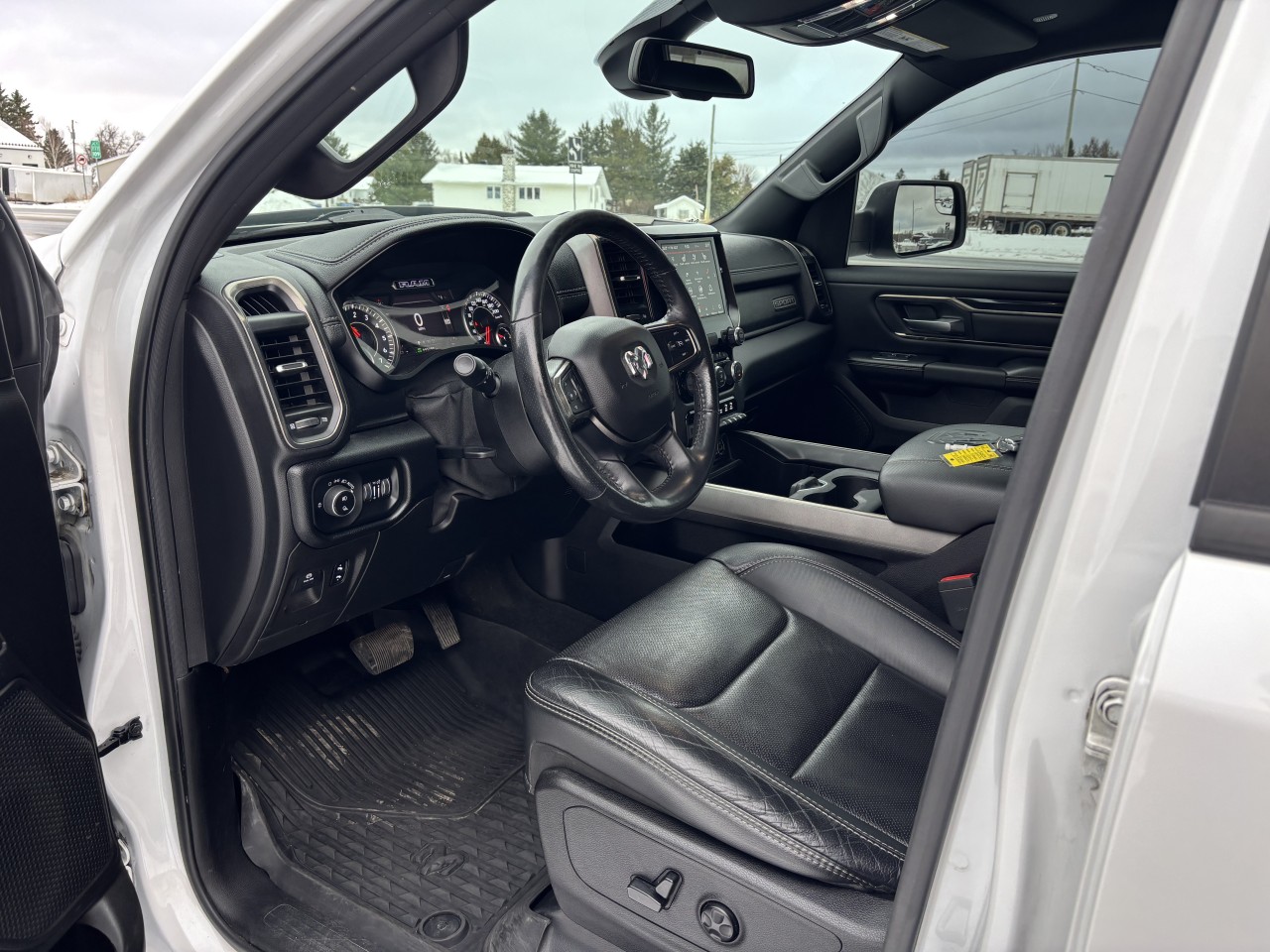 2019 Ram 1500 - Image 10