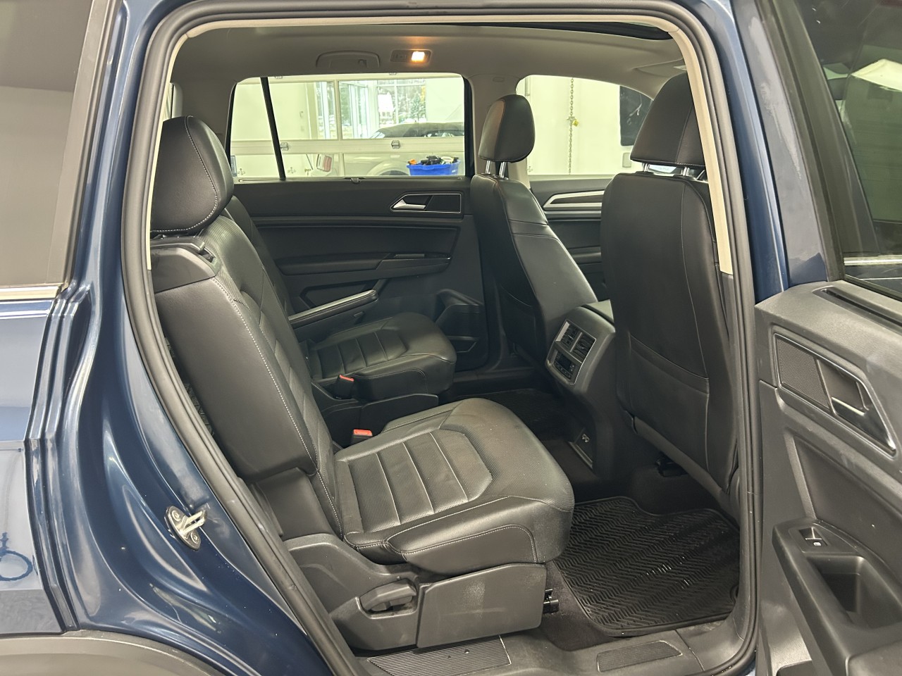 2018 Volkswagen Atlas - Image 16